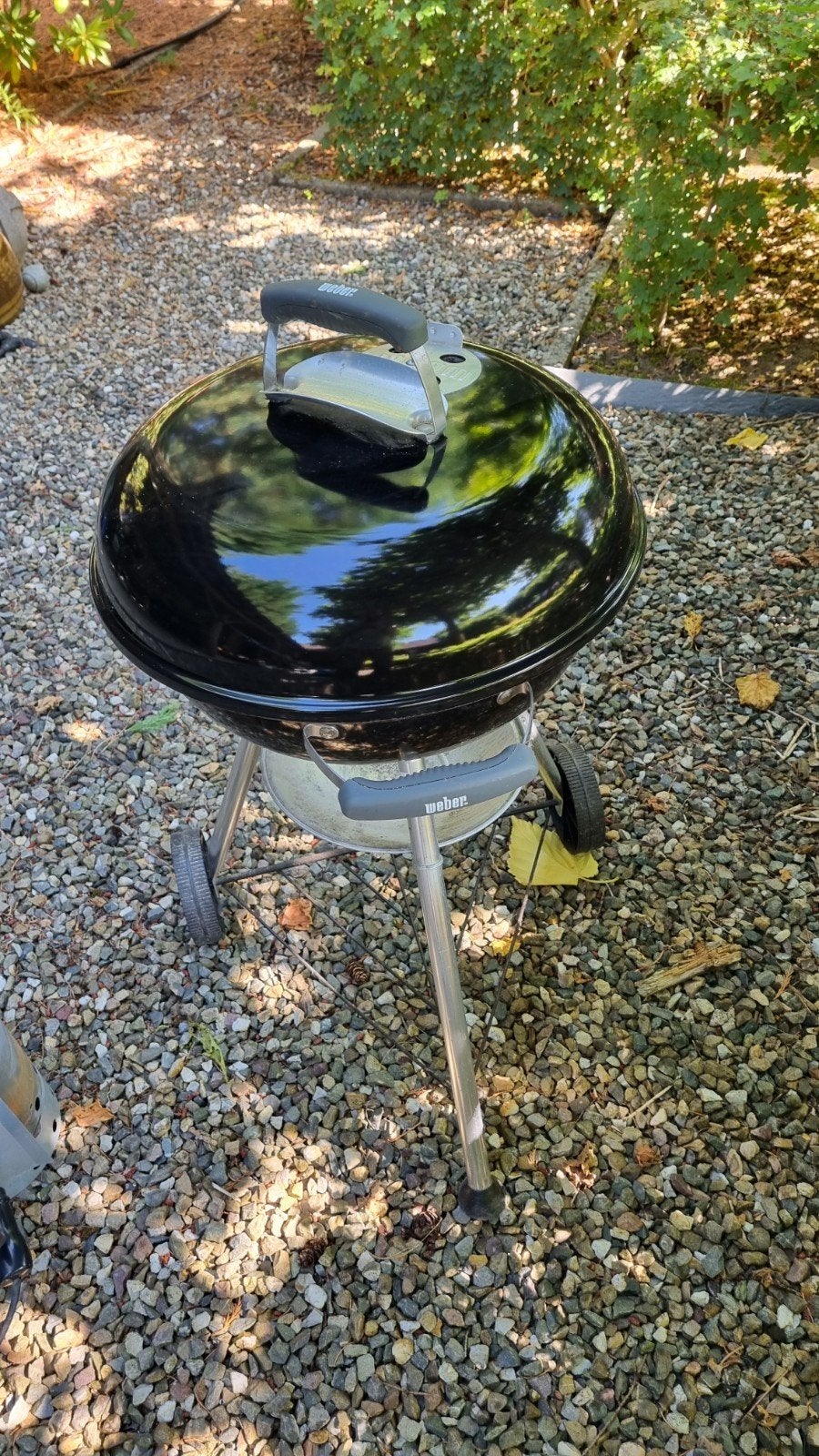 Weber Compact Kettle BBQ met brikettenstarter, Tuin en Terras, Houtskoolbarbecues, Ophalen, Gebruikt, Weber, Met accessoires