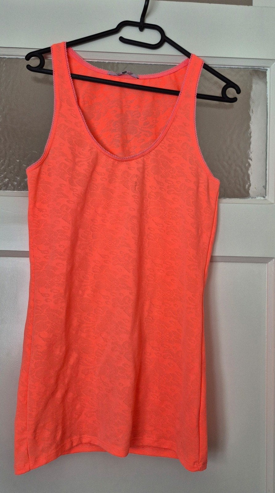 Lange top neon roze maat xs, Kleding | Dames, Tops, Ophalen of Verzenden, Zo goed als nieuw, Roze, Zonder mouw