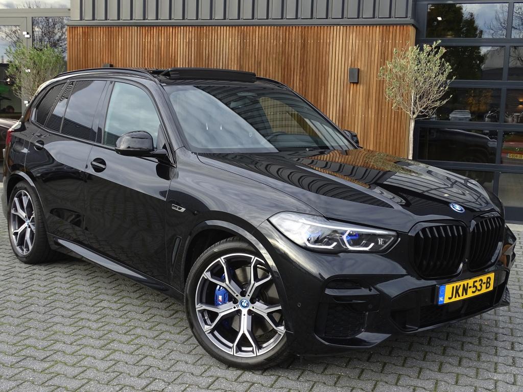 BMW X5 45e X-drive 394PK / M-Sport Pro / Individual / B & W, Automaat, Elektronische parkeerrem, Gebruikt, Met garantie (alle)