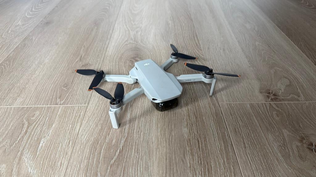 DJI Mini SE, Audio, Tv en Foto, Drones, Gebruikt, Cameradrone, Standaard kwaliteit, DJI, Minder dan 250 gram, 30 tot 45 minuten
