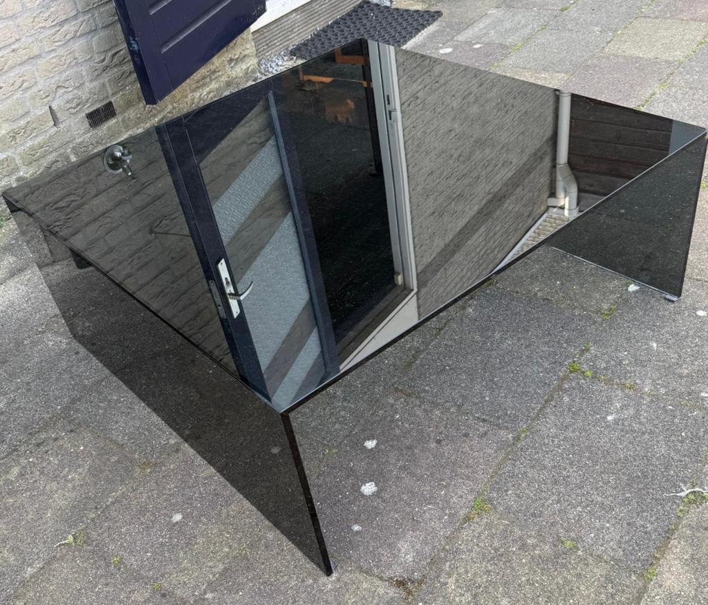 Glazen salontafel Montel, Huis en Inrichting, Tafels | Salontafels, Ophalen, Gebruikt, 50 tot 75 cm, Vierkant
