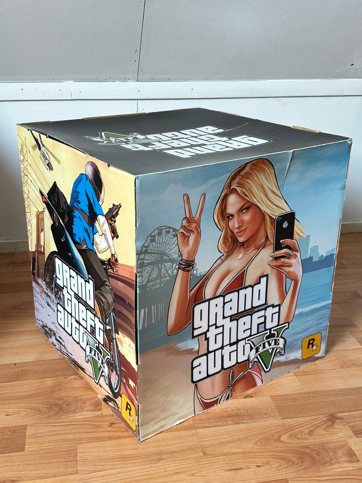 GTA V Grand Theft Auto V – Originele Promotional Box 2013, Spelcomputers en Games, Gebruikt, Vanaf 18 jaar, Overige genres, 1 speler