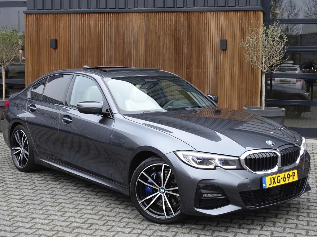 BMW 3-serie 330e 292PK M-Sport / laser / ACC / trekhaak / he, Automaat, 1998 cc, Elektronische parkeerrem, Gebruikt