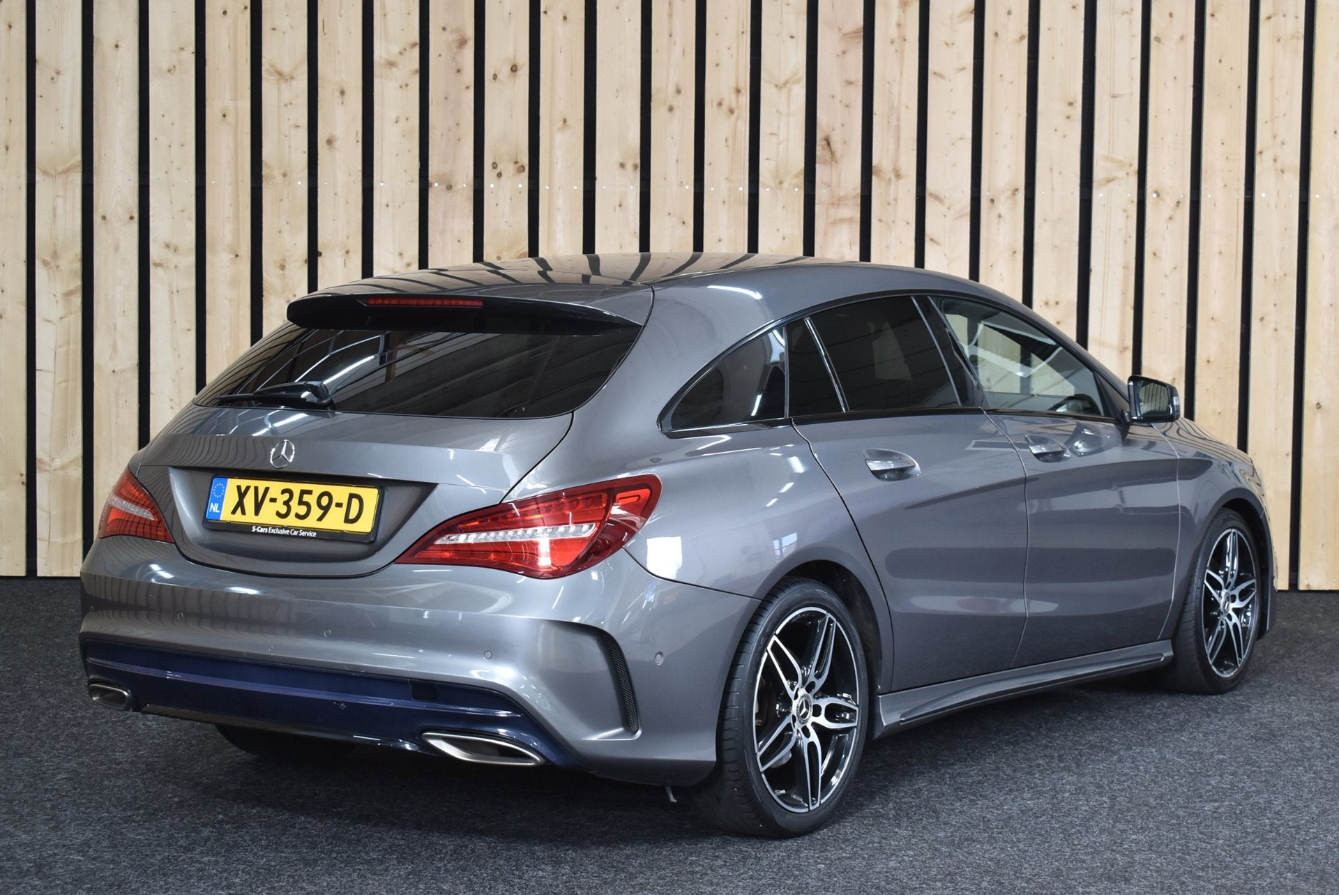 Mercedes-Benz CLA-klasse Shooting Brake 180 2e eig. AMG Line, Auto's, CLA, 730 kg, Gebruikt, 4 cilinders