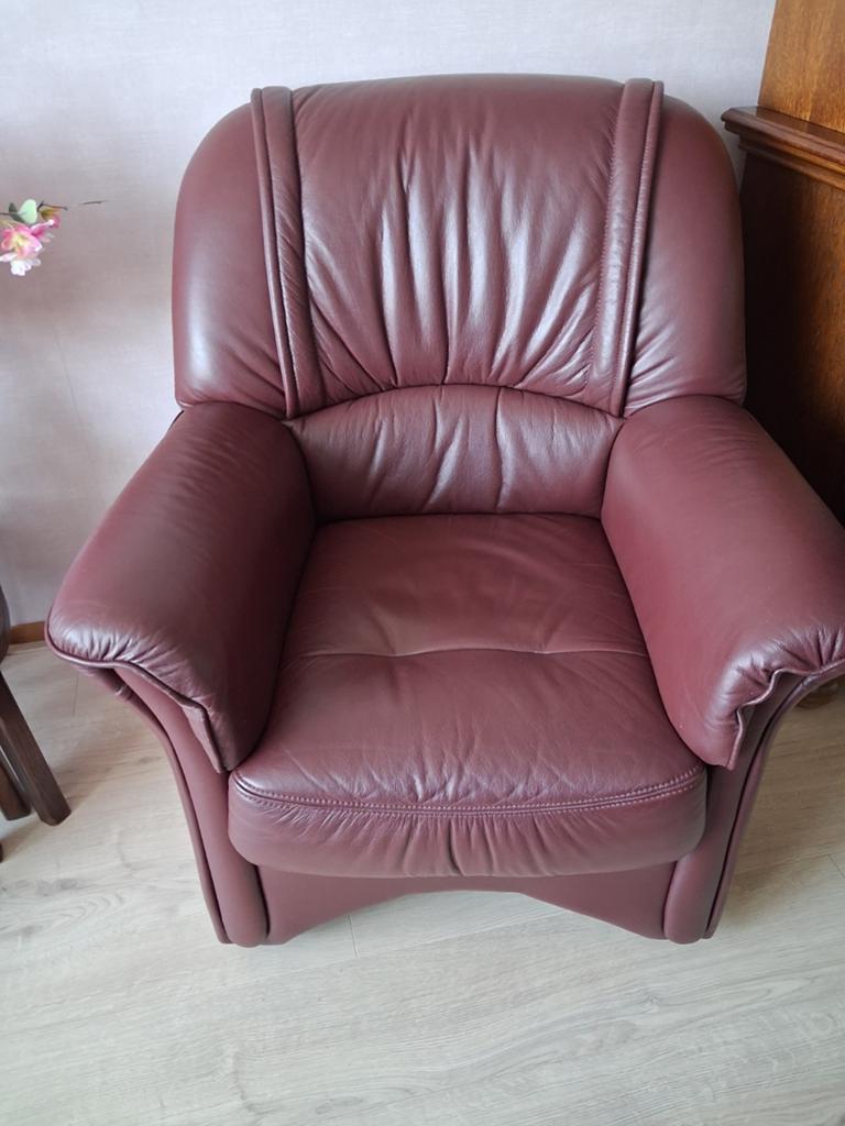 Bordeaux rood leren 2,5-zits bank en fauteuil, Gebruikt, Driepersoons, Ophalen of Verzenden, Rechte bank