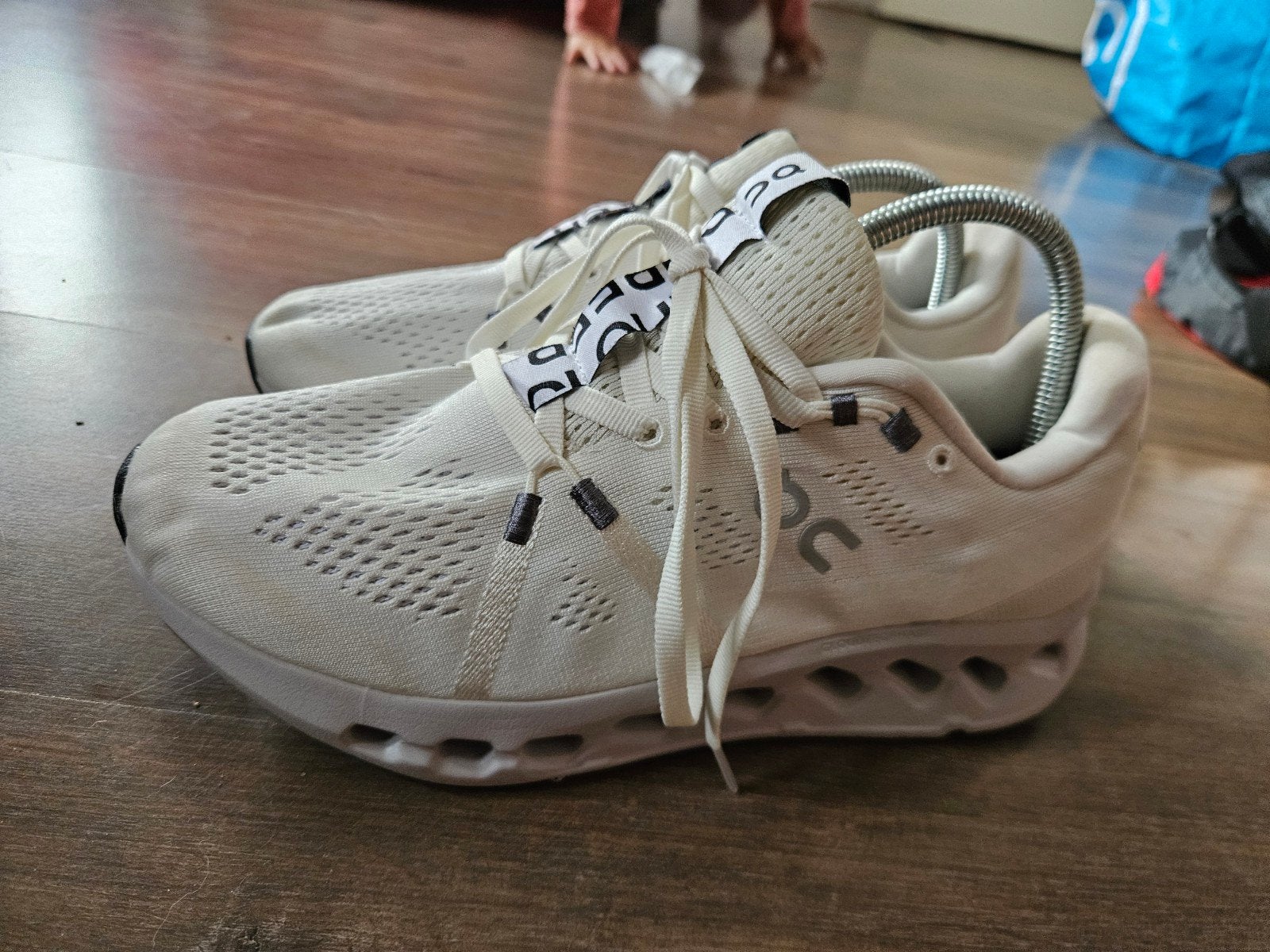 On Running Cloudflow hardloopschoenen - Maat 41, Verzenden, Zo goed als nieuw, Wit, Sneakers of Gympen