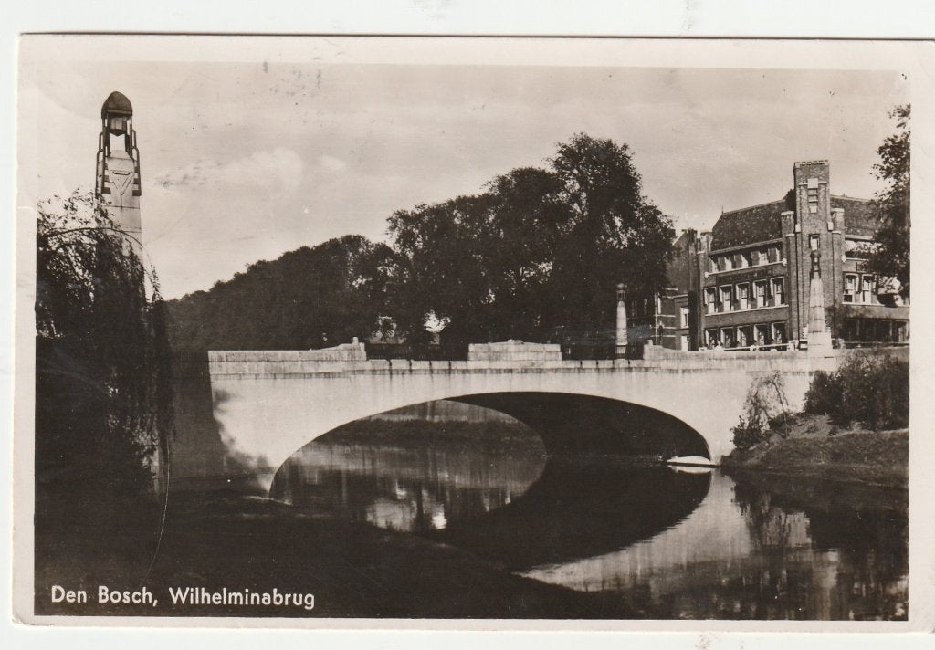 Den Bosch - Wilhelminabrug, ca. 1945., Ophalen of Verzenden, 1940 tot 1960, Gelopen, Noord-Brabant