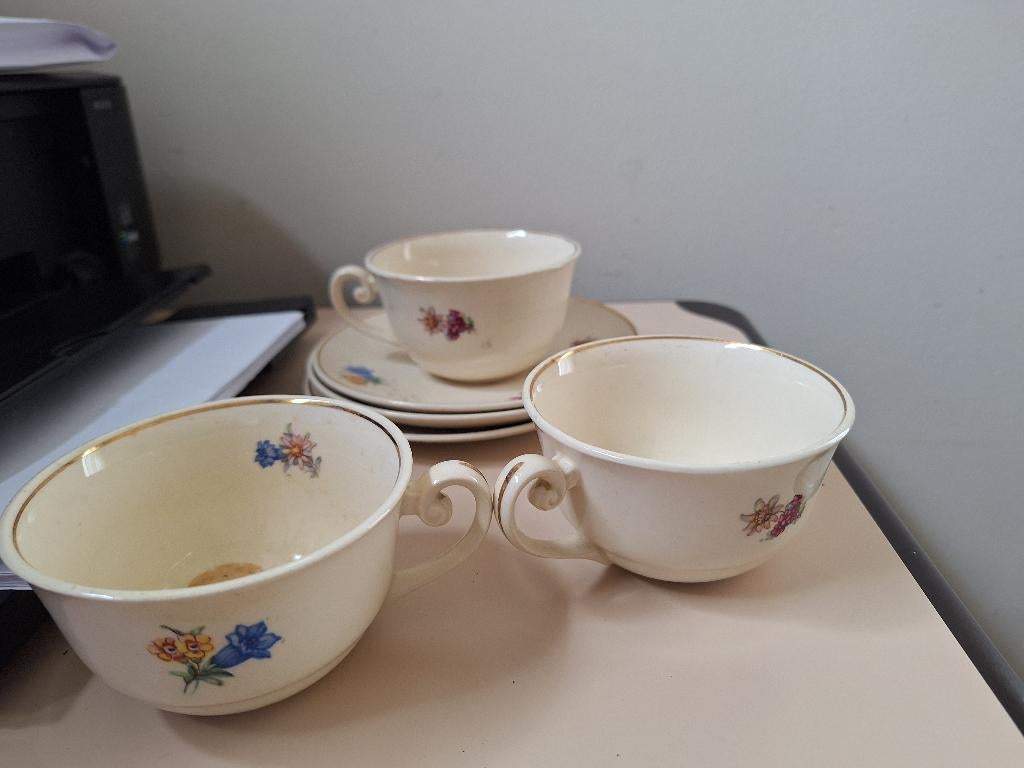 3x kop en schotel bloemetje vintage, Ophalen of Verzenden