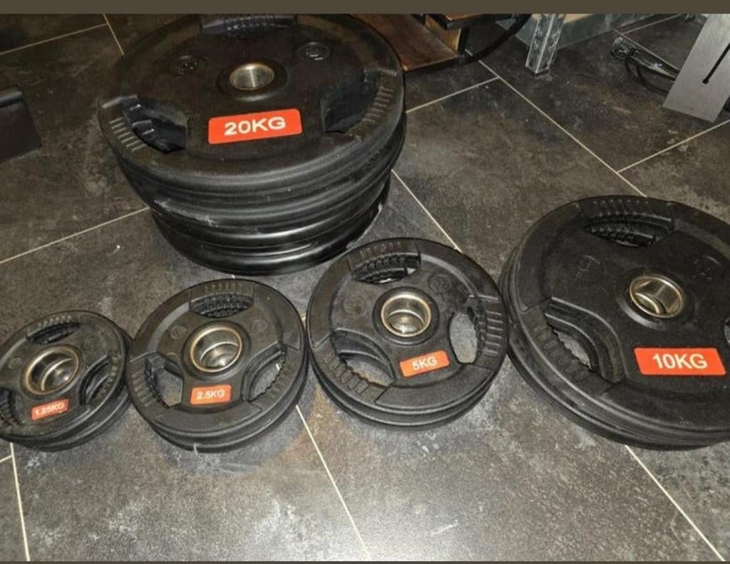 Halterschijven en halterstangen set, Sport en Fitness, Fitnessmaterialen, Ophalen, Gebruikt, Rug, Halterschijven