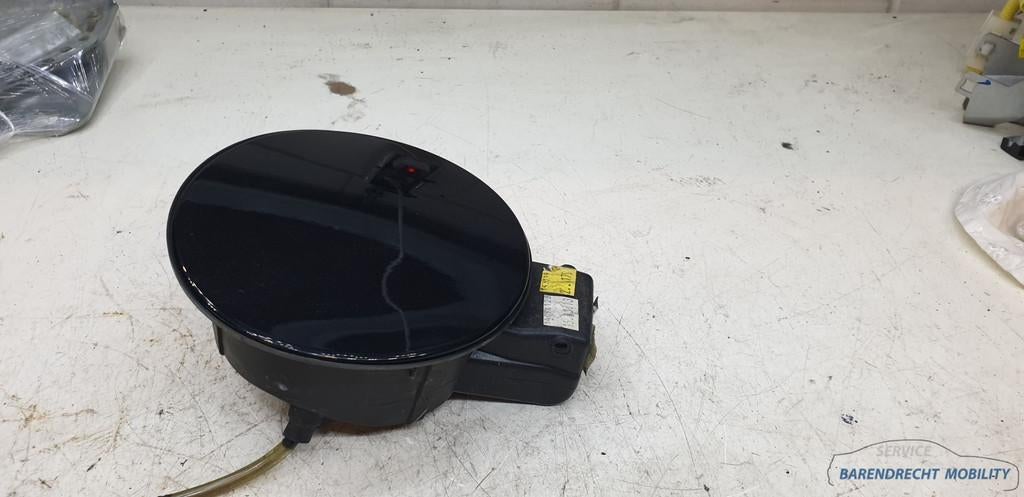 Tankklep Polo 6R Volkswagen zwart metallic LC9X 6R0809857 or, Auto-onderdelen, Gebruikt, Volkswagen, Volkswagen AG, Berliner Ring 2
38440  Wolfsburg, DE