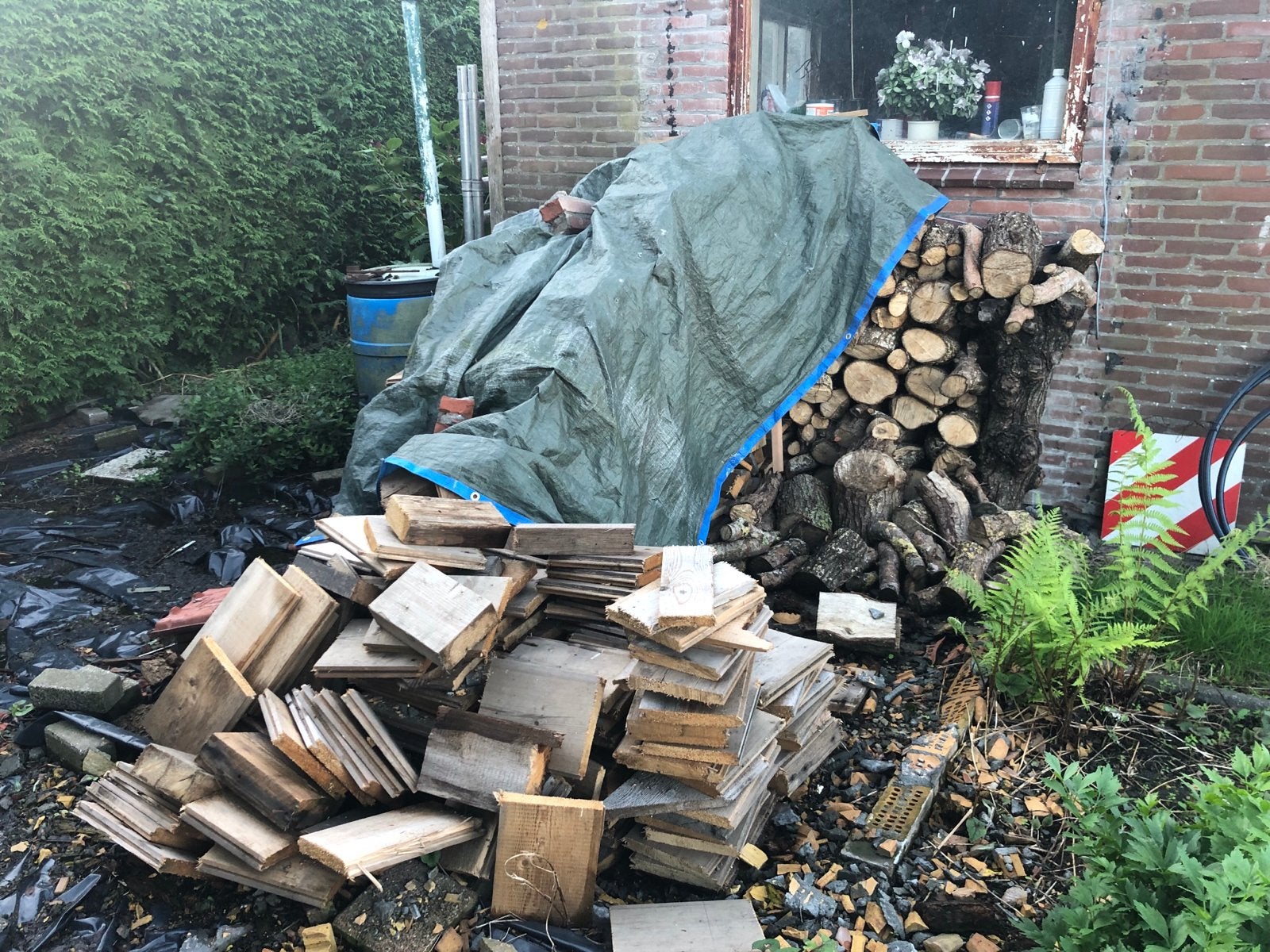 Kachelhout en aanmaakhout - Kleine kuub, Tuin en Terras, Minder dan 3 m³, Ophalen of Verzenden, Overige houtsoorten, Blokken