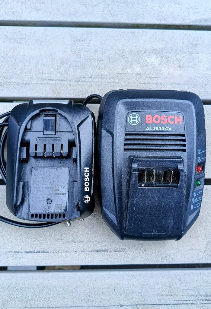 Bosch telescopische heggenschaar op accu, Ophalen, Zo goed als nieuw, Accu, Bosch.