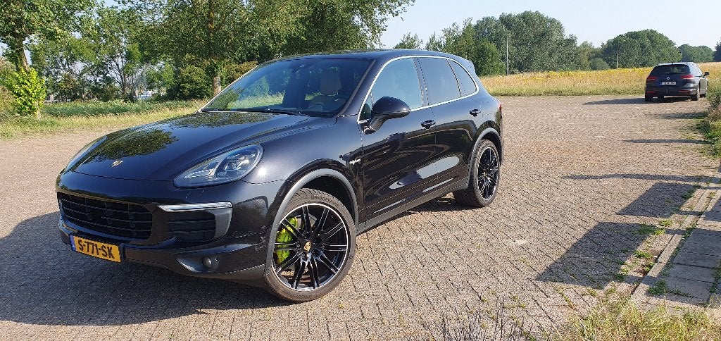 Cayenne 3.0 V6 416pk E-hybrid S Tiptronic S 2016 PANO, Auto's, Porsche, Particulier, Cayenne, 4x4, ABS, Achteruitrijcamera, Adaptive Cruise Control