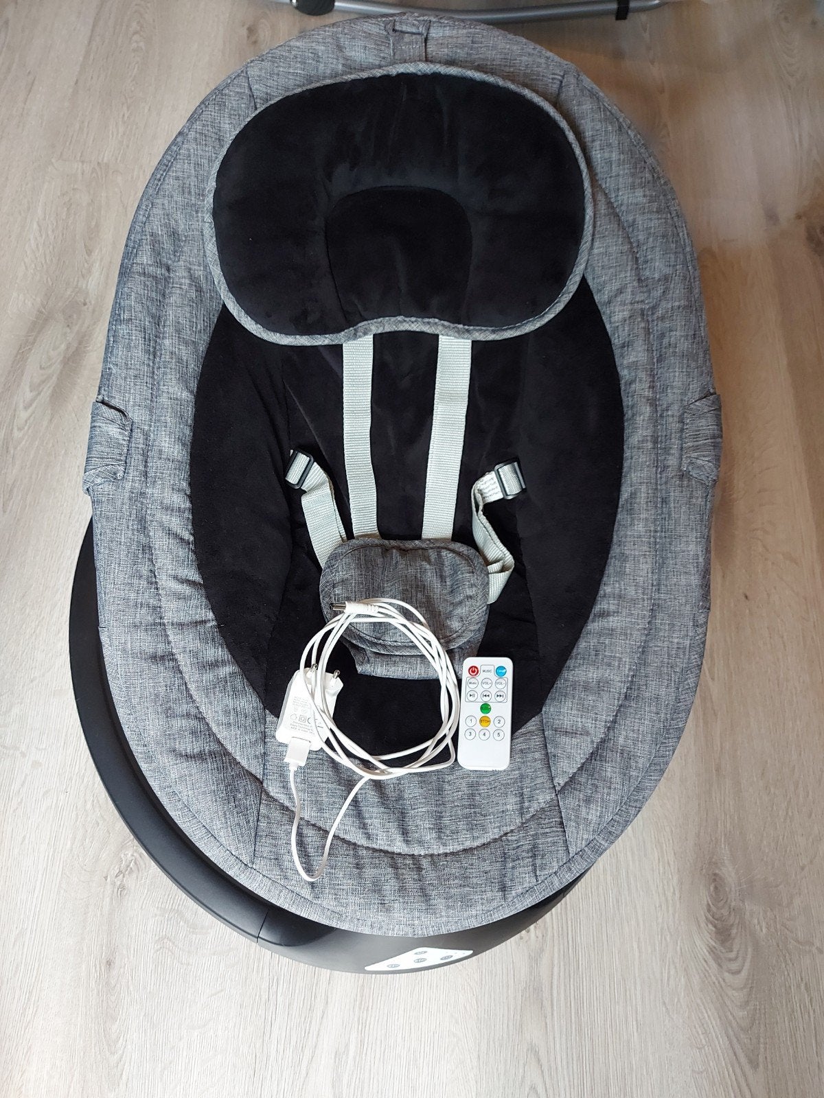 Novi Baby Swing AS-5860, Ophalen of Verzenden, Zo goed als nieuw