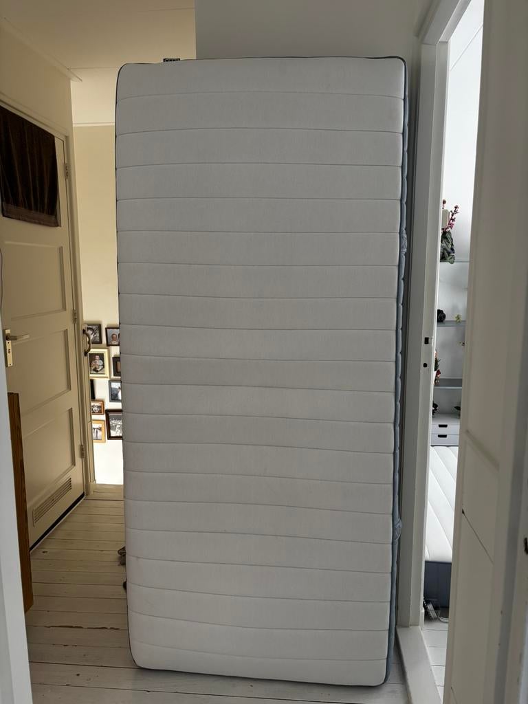 90x200 matras en lattenbodem, Ophalen, Gebruikt, 90 cm, Eenpersoons