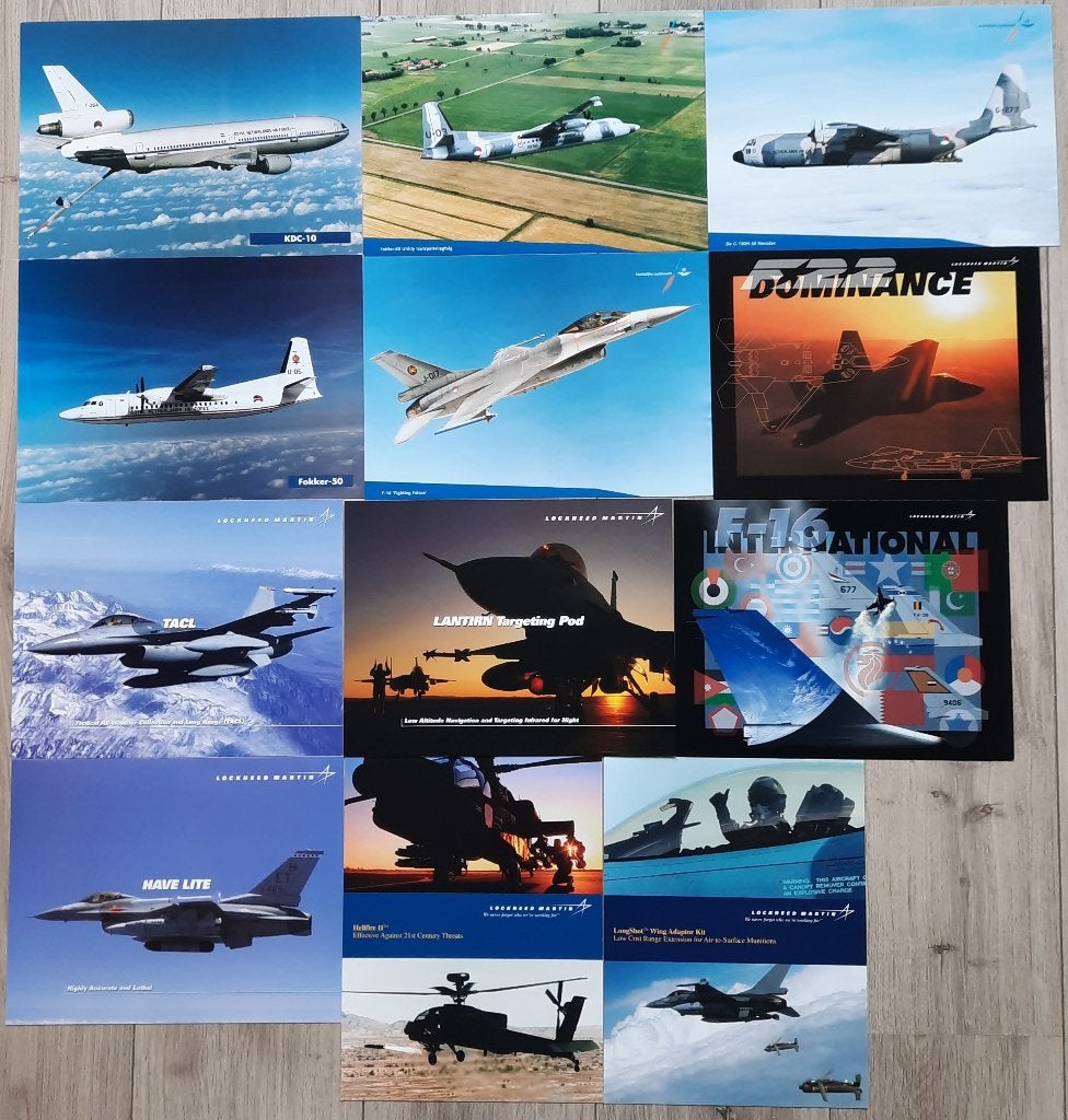 12 posters Lockheed Martin, vliegtuigen, militair, helicopte, Ophalen of Verzenden, Luchtmacht, Nederland, Foto of Poster