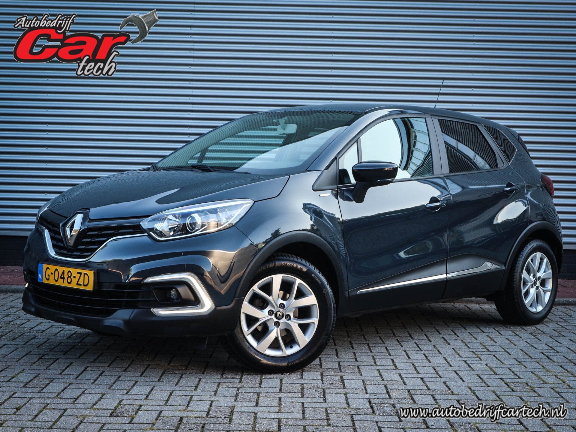 Renault Captur 0.9 TCe Limited Airco | Navi | Cruise | Pdc |, Auto's, Voorwielaandrijving, 898 cc, Stof, Gebruikt