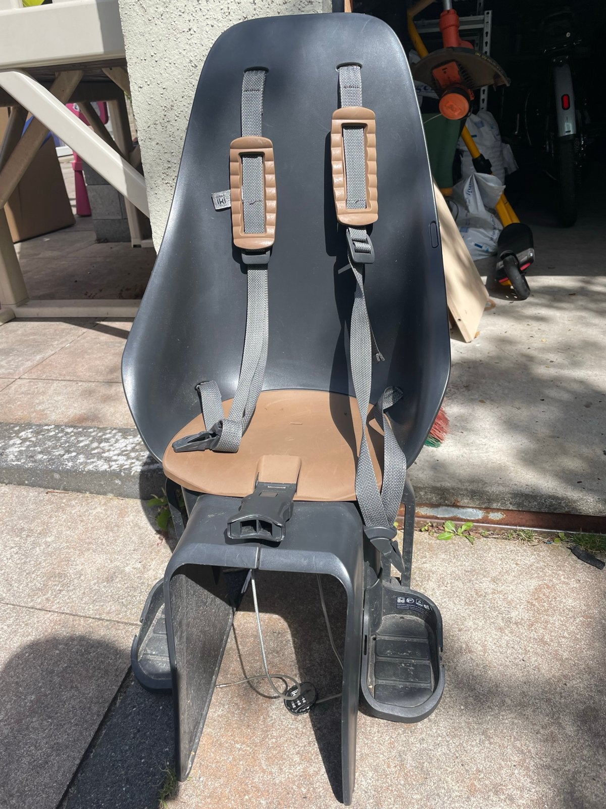 Urban Iki Achter Fietszitje - Veilig en Comfortabel, Ophalen, Achterzitje, 9 t/m 36 kg, Gebruikt