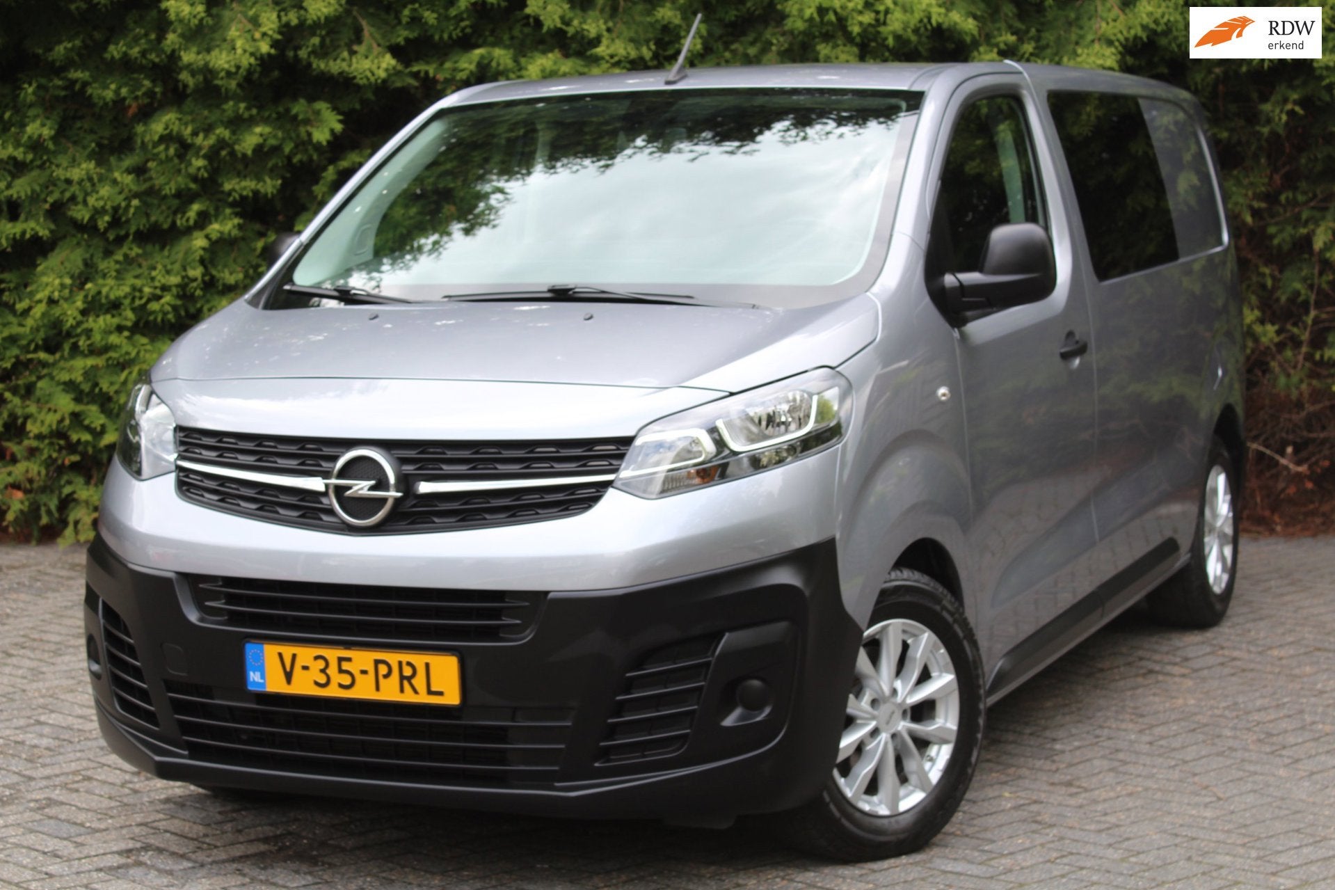 Opel VIVARO 2.0 BlueHDi 145 S&S L2 145PK Automaat | Parkeerc, Stof, Gebruikt, 4 cilinders, Bedrijf