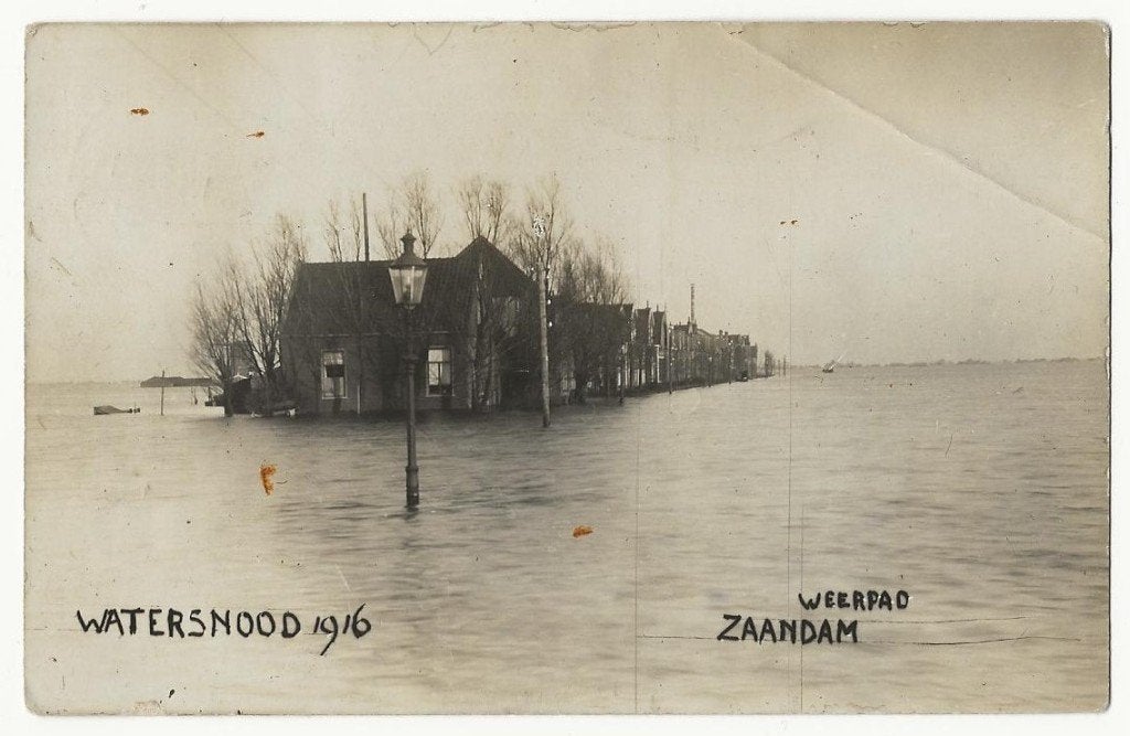 Zaandam - Weerpad - Watersnood 1916 - fotokaart uit 1916, Ophalen, Voor 1920, Gelopen, Noord-Holland