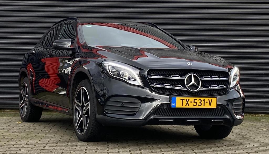 Mercedes-Benz GLA-klasse 200 Premium | AMG Line | Automaat |, Auto's, Mercedes-Benz, 15 km/l, Gebruikt, 715 kg, Zwart