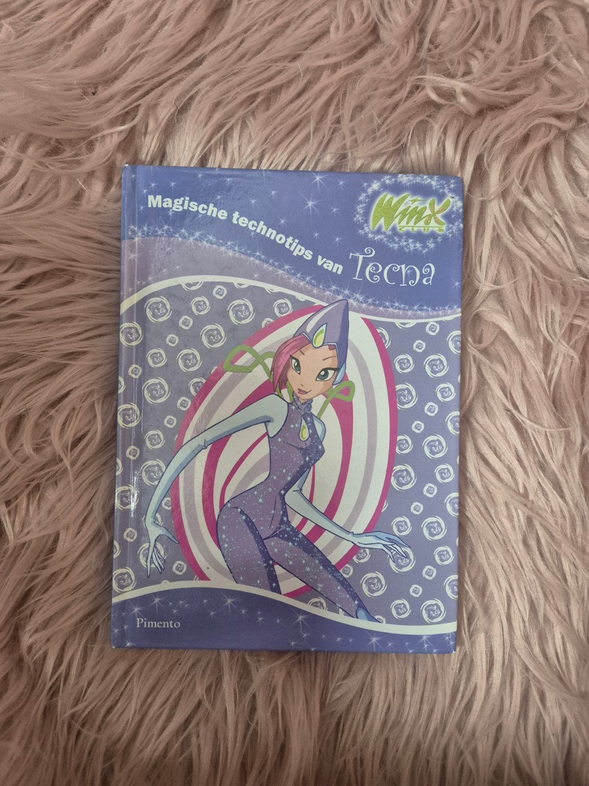 Winx Club: Magische technotips van Tecna, Ophalen of Verzenden, Gelezen, Rainbow, Fictie algemeen