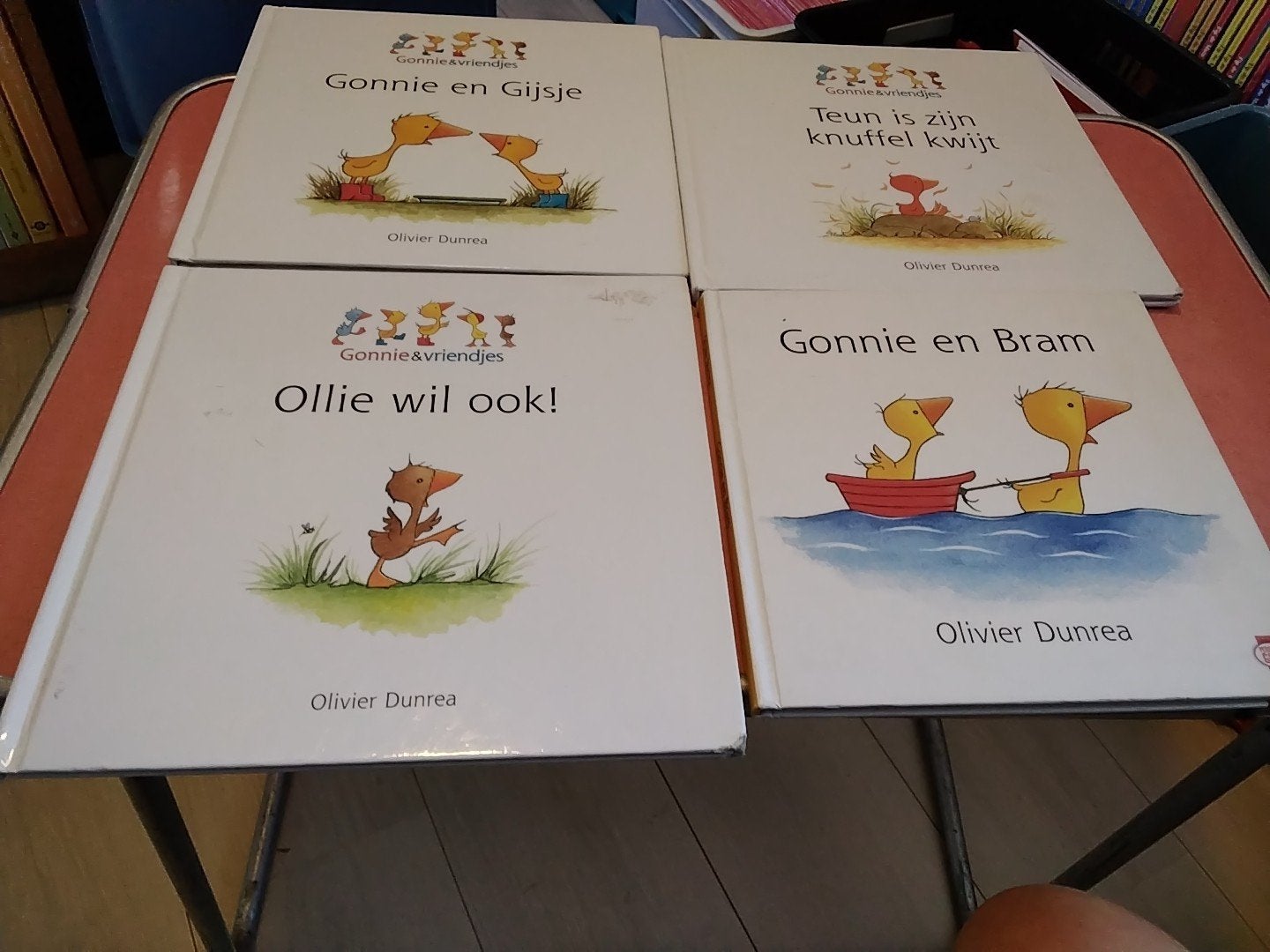 olivier dunrea gonnie & vriendjes € 4 per stuk zie omschrijv, Ophalen of Verzenden, Gelezen, Fictie algemeen