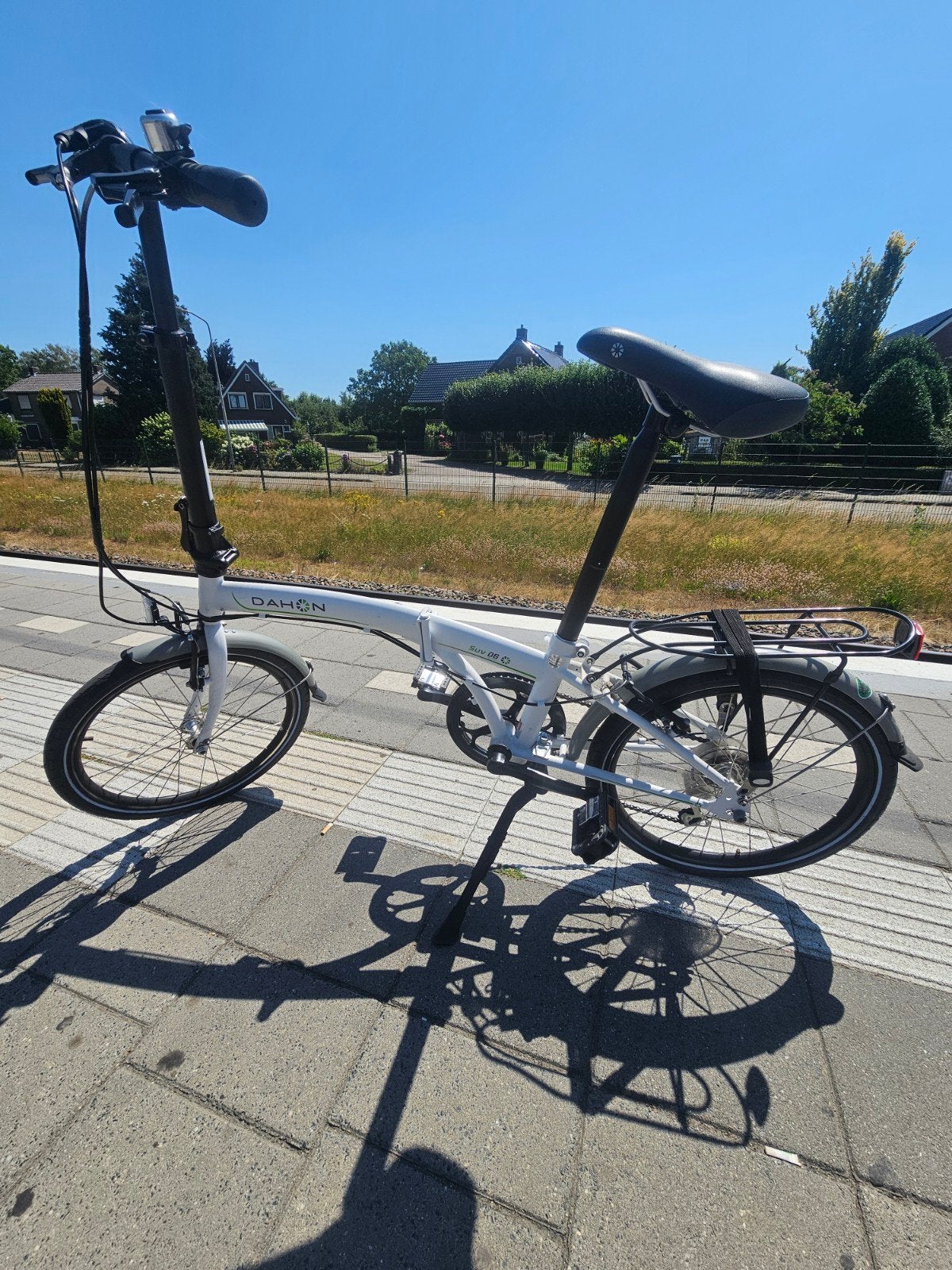 Dahon SUV D6 vouwfiets met 6 versnellingen. Bijna nieuw

Dez, Fietsen en Brommers, Fietsen | Dames | Damesfietsen, Ophalen, Zo goed als nieuw
