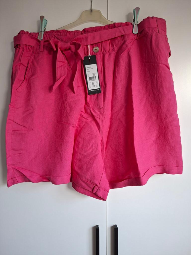 Nieuwe Yesta Shorts maat 54/56, Kleding | Dames, Grote Maten, Ophalen of Verzenden, Roze, Broek of Spijkerbroek, Nieuw