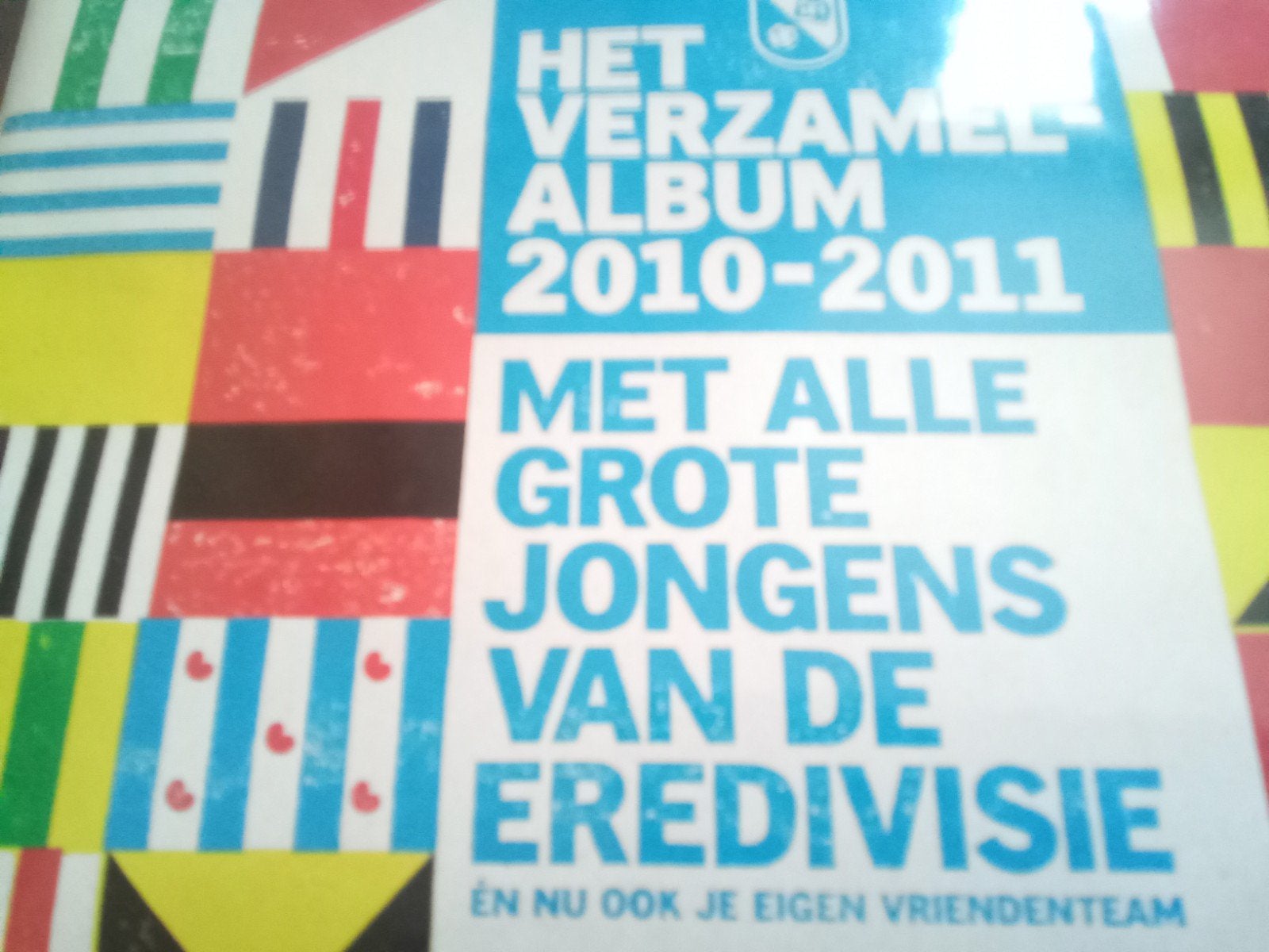 Voetbalplaatjes verzamelalbum Eredivisie 2010-2011, Ophalen of Verzenden, Gebruikt, Overige binnenlandse clubs, Boek of Tijdschrift
