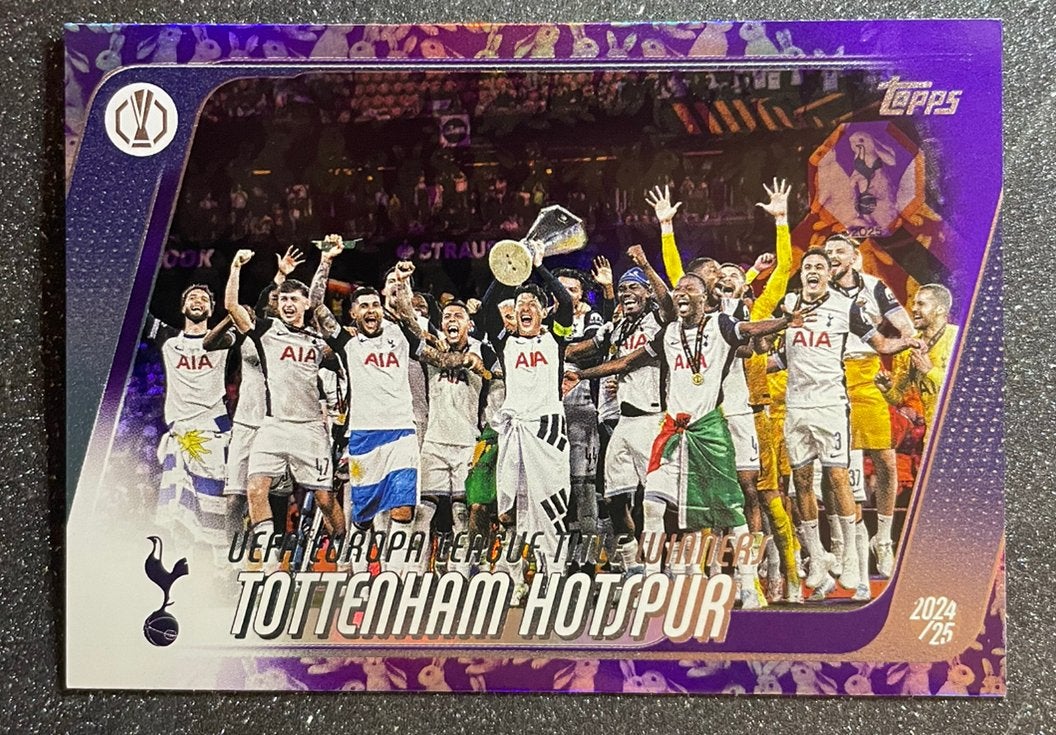 Topps UCC ‘26 PURPLE PAR. RABBITS EUR. LEAGUE TITLE WINNERS, Verzenden, Zo goed als nieuw, Plaatje