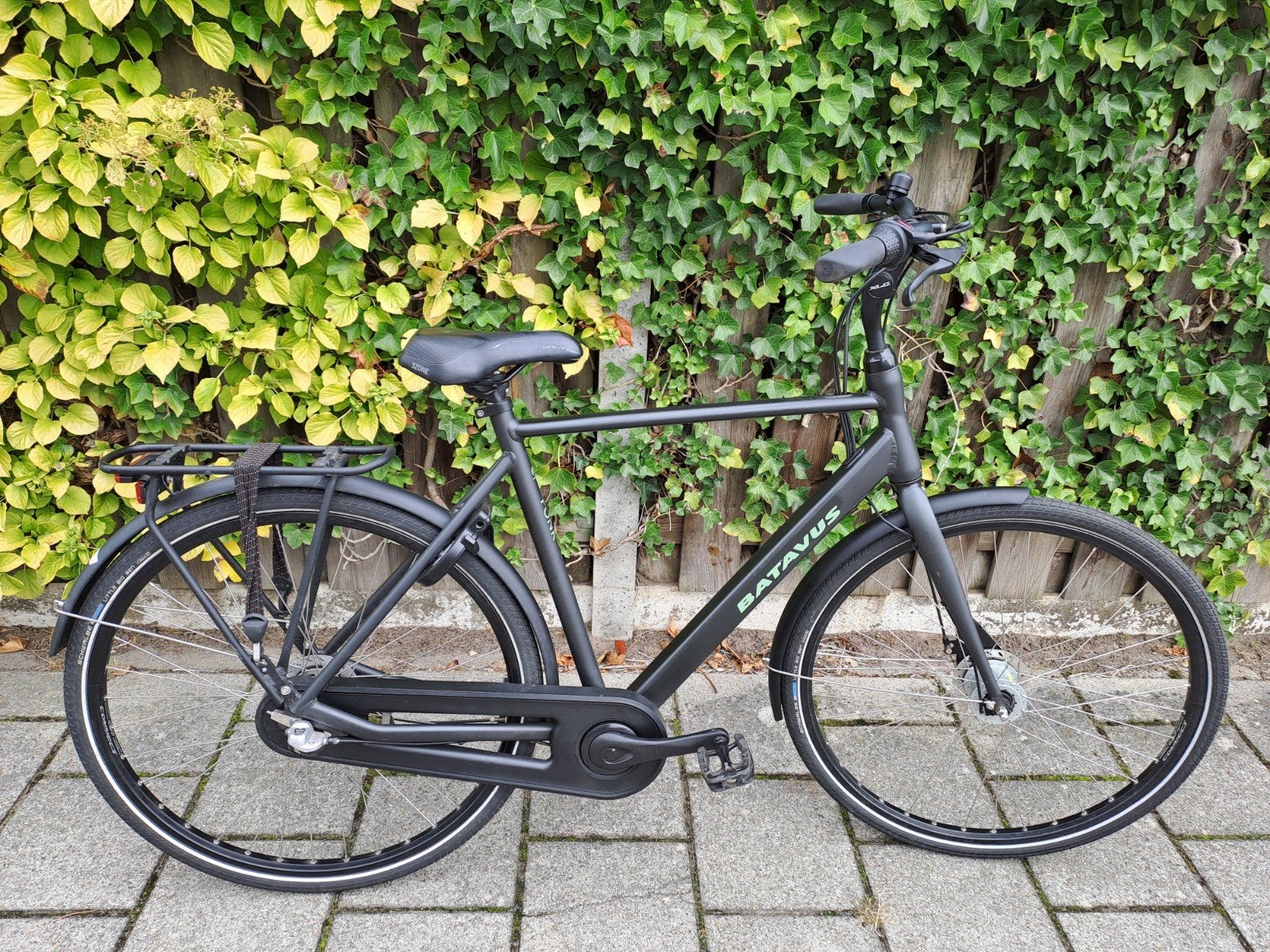 een zeer mooie batavus fonk 28 inch jongensfiets., Fietsen en Brommers, Ophalen, Versnellingen, Batavus, Zo goed als nieuw