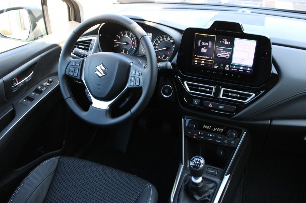 Suzuki S-Cross 1.4 Boosterjet Style Smart Hybrid | PDC | Ada, Auto's, Voorwielaandrijving, Stof, Gebruikt, Zwart