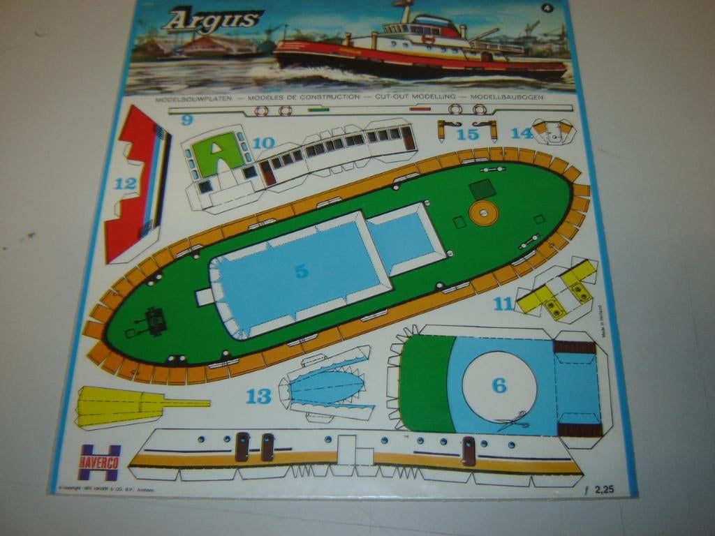 kartonnen bouwplaat sleepboot ARGUS - uitgave 1975, Ophalen of Verzenden