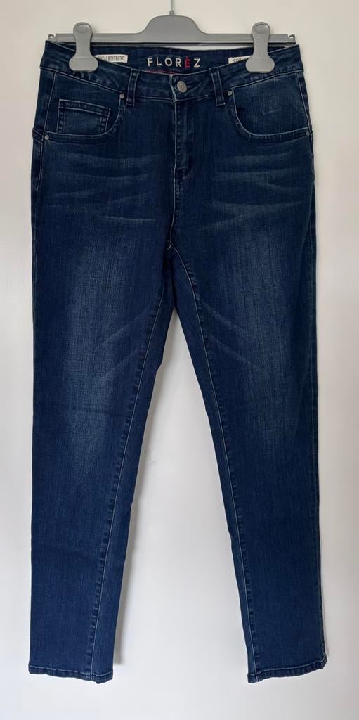 Florèz Royal Boyfriend jeans donkerblauw denim - maat 29, Kleding | Dames, Ophalen of Verzenden, Nieuw, Blauw, W30 - W32 (confectie 38/40)