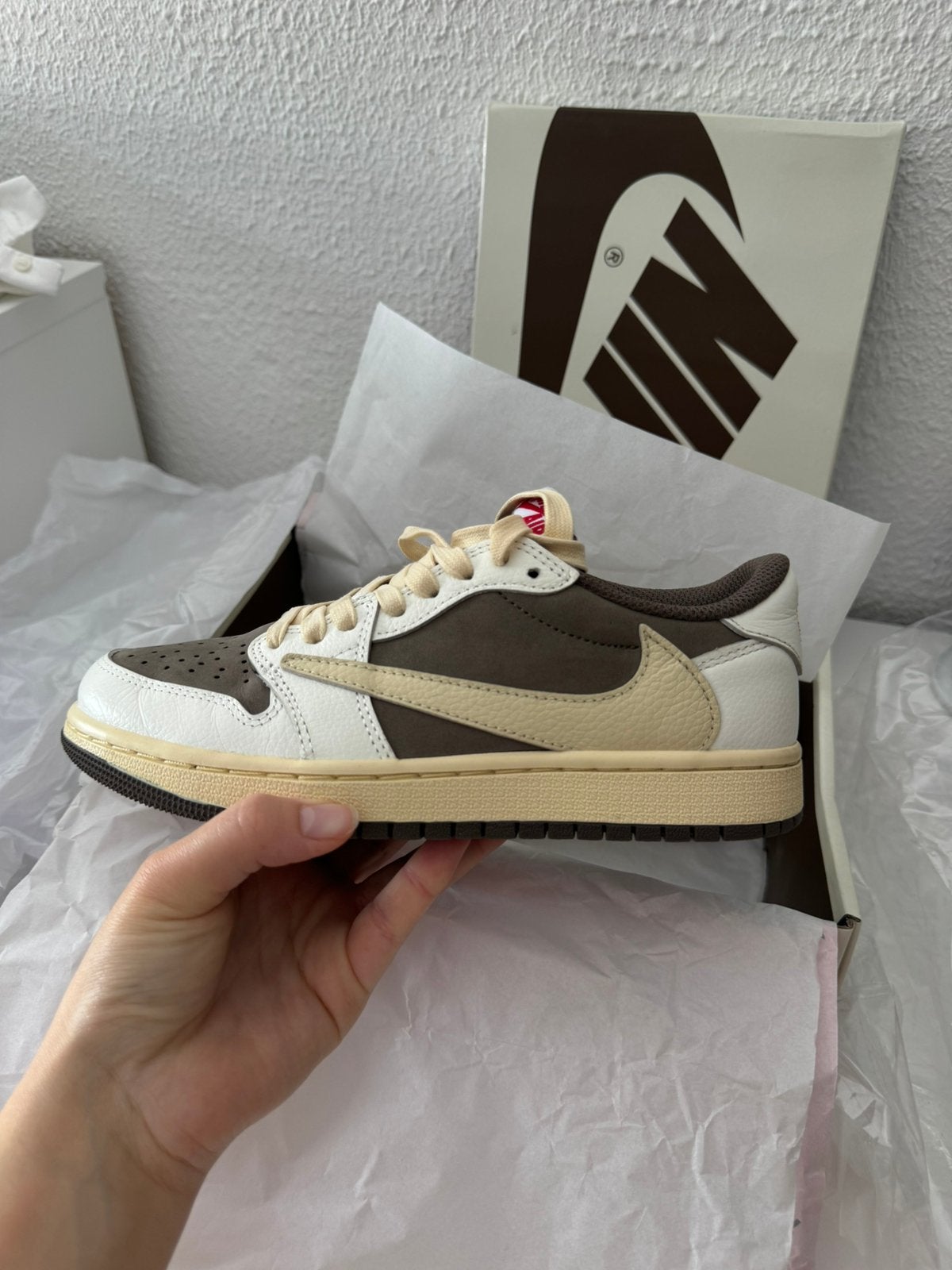 Air jordan reverse mocha maat 37,5, Ophalen of Verzenden, Zo goed als nieuw, Sneakers of Gympen