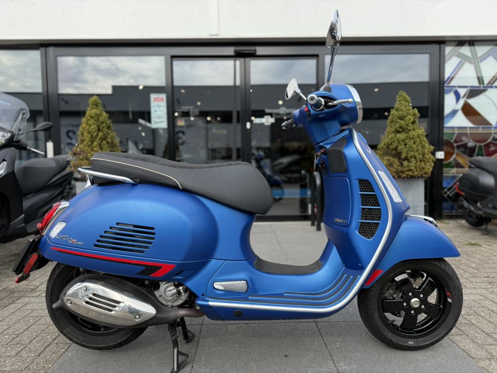 Vespa GTS 300 cc Super Sport HPE Eindjaar deal, Niet ingevuld, Scooter, 300 cc, Bedrijf