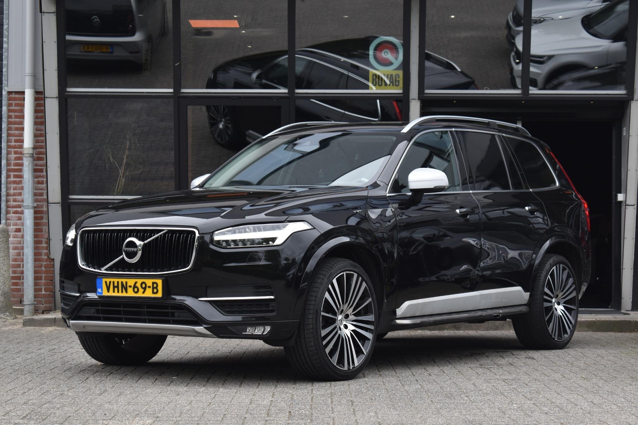 Volvo XC90 2.0 B5 AWD Inscription Grijs kenteken, Automatische klimaatregeling, Gebruikt, Euro 6, 4 cilinders