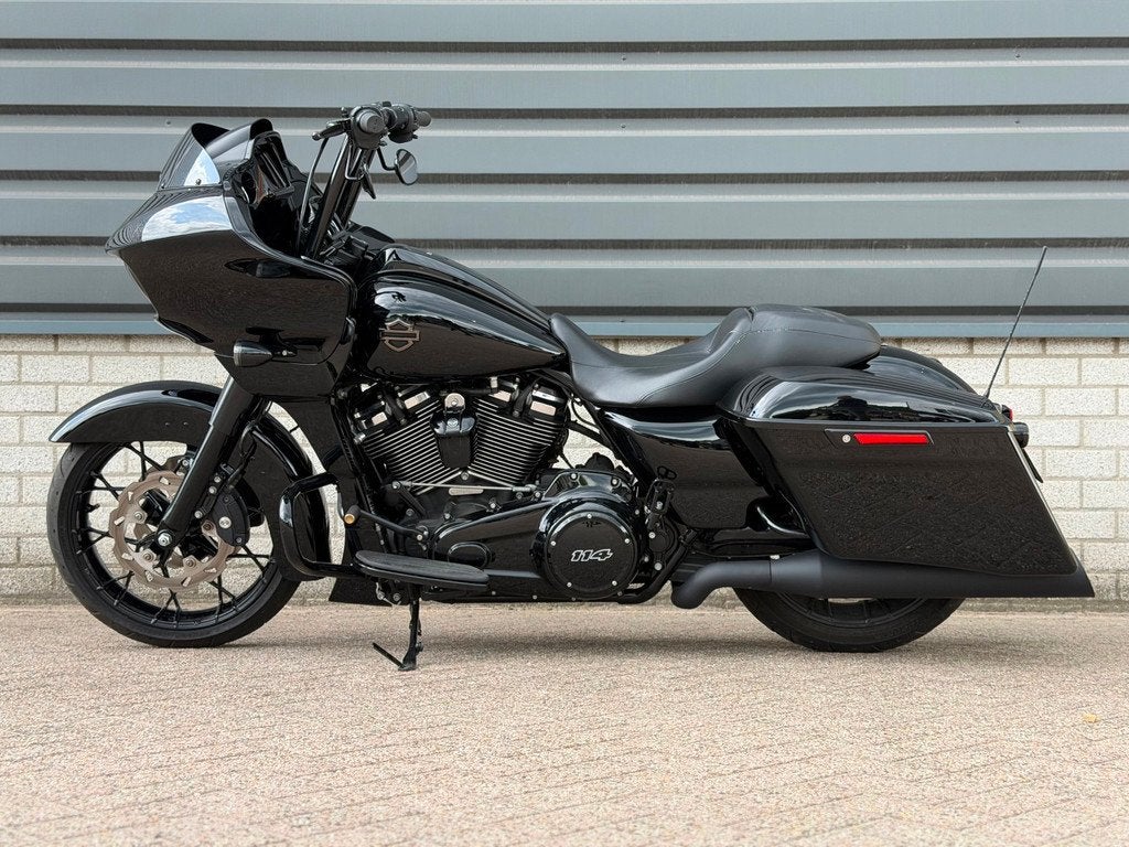 Harley Davidson FLTRXS Road Glide Special 114 M8 (BJ 2023), Motoren, Motoren | Harley-Davidson, Bedrijf, Meer dan 35 kW, Toermotor