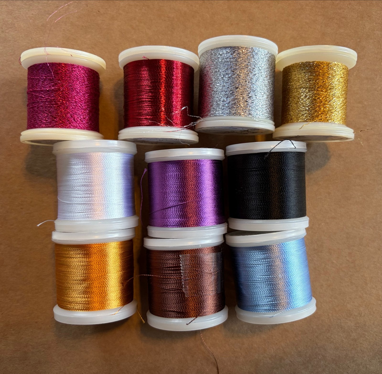 Madeira Metallic & Rayon Borduurzijde - Diverse Kleuren, Hobby en Vrije tijd, Ophalen of Verzenden, Zo goed als nieuw, Garen of Naald(en)