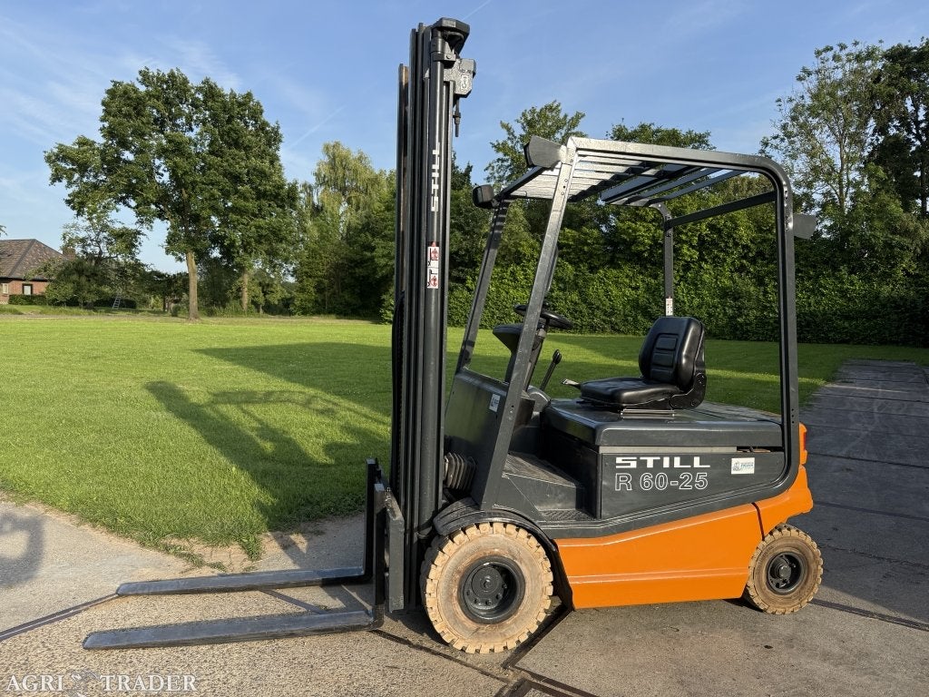 Still 2.5 tonner elektrisch triplo 6.4M freelift Sideshift, Info@vanbeurdenheftrucks.nl, Still, Heftruck, Ophalen of Verzenden