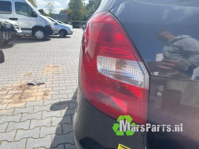 Achterlicht links van een Skoda Fabia