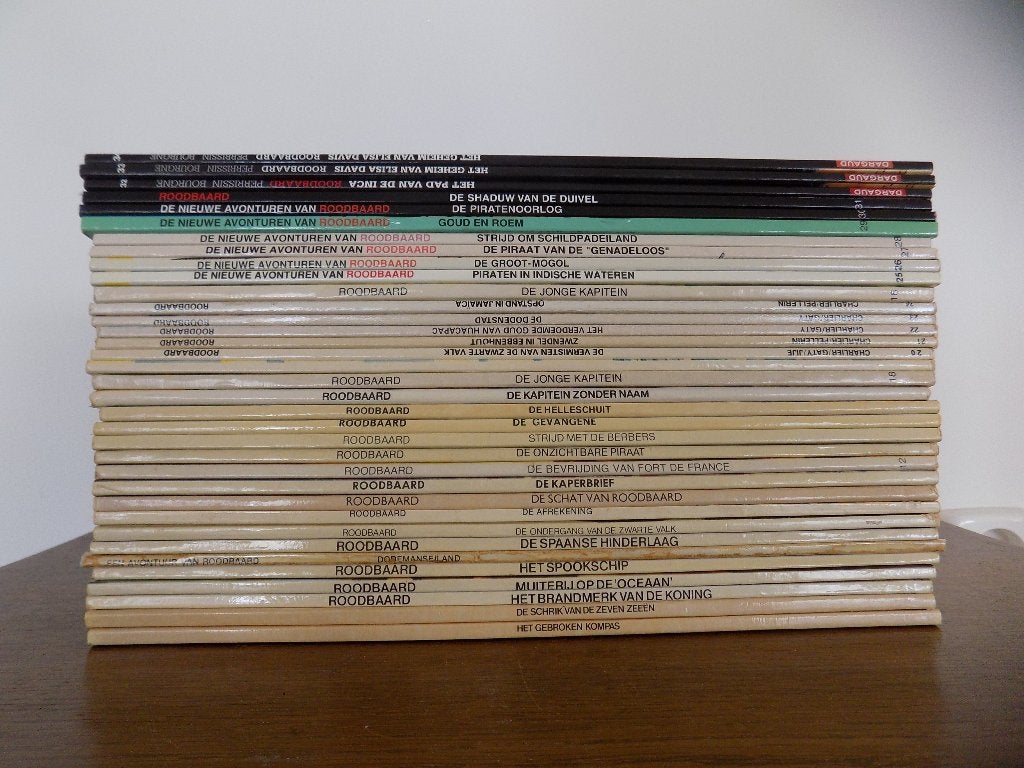 Roodbaard ~ Complete serie 1 t/m 34 + Hellevuur, Eén stripboek, Ophalen of Verzenden, Gelezen