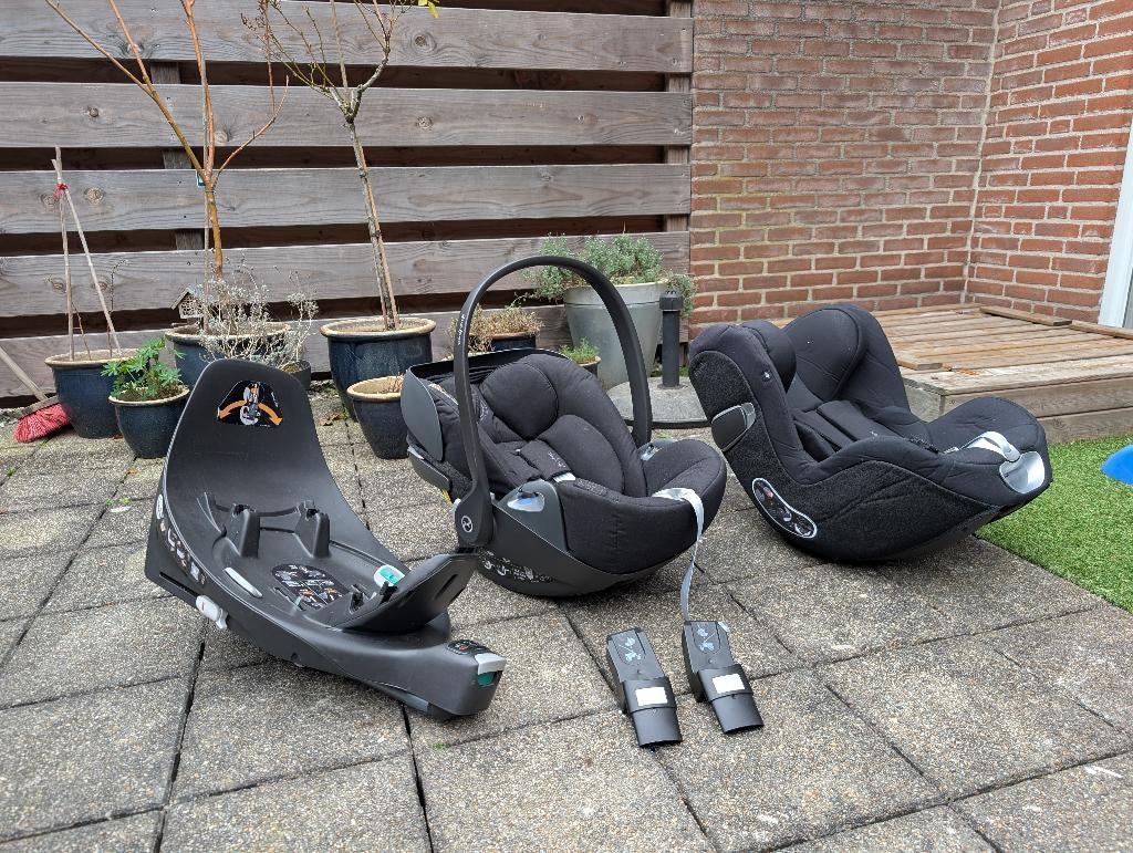 Cybex Z I-Size Autostoel Set 3 delig met base, Kinderen en Baby's, Autostoeltjes, Verstelbare rugleuning, 0 t/m 18 kg, Zo goed als nieuw