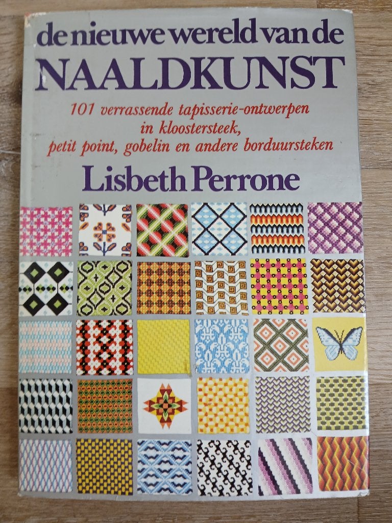 Naaldkunst Boek voor borduursteken ISBN 9060740548, Ophalen of Verzenden, Gebruikt, Handborduren, Patroon