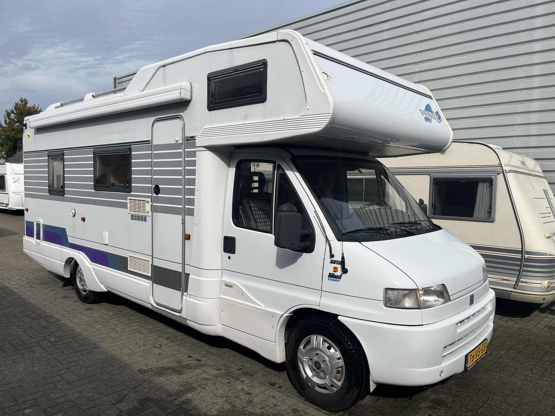 Fendt camper met 2x airco en 6 slaap plaatsen (bj 1996), Overige merken, Afzuigkap, Reservewiel, Bedrijf