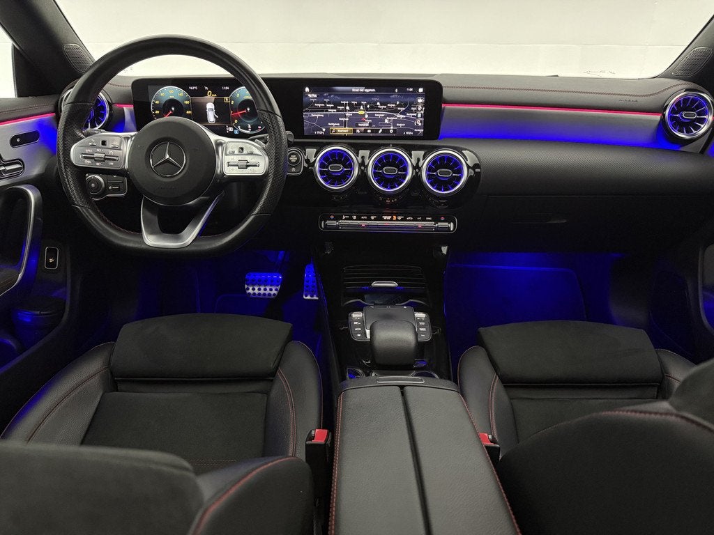 Mercedes-Benz CLA-Klasse 180 AMG Nightpakket | Pano | Sfeer, Auto's, Mercedes-Benz, CLA, 136 pk, Gebruikt, Euro 6