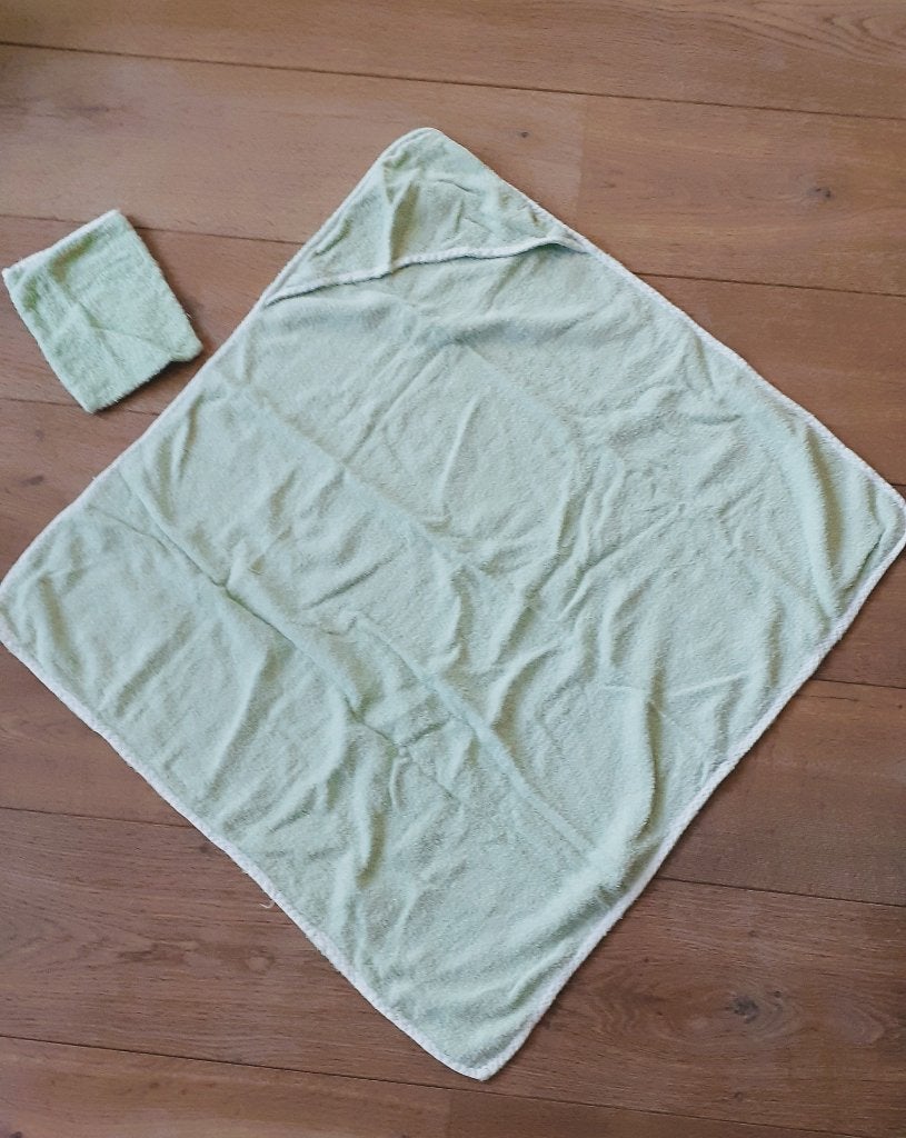Baby Badcape met Washandje, Ophalen of Verzenden, Zo goed als nieuw, Overige typen