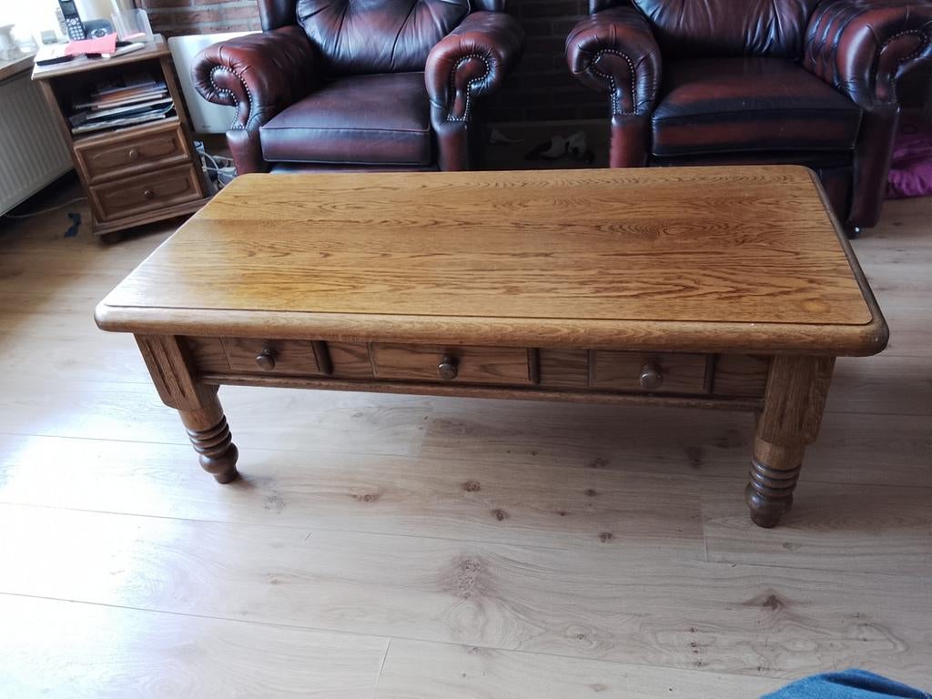 Massief. Eiken. Salontafel.  130. X.  50, Huis en Inrichting, Tafels | Salontafels, 100 tot 150 cm, Eikenhout, Minder dan 50 cm