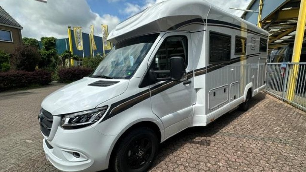 Carthago C1-Tourer T 149 RB-LE COMFORT, Caravans en Kamperen, Automaat, Ringverwarming, Tot en met 2, Bedrijf